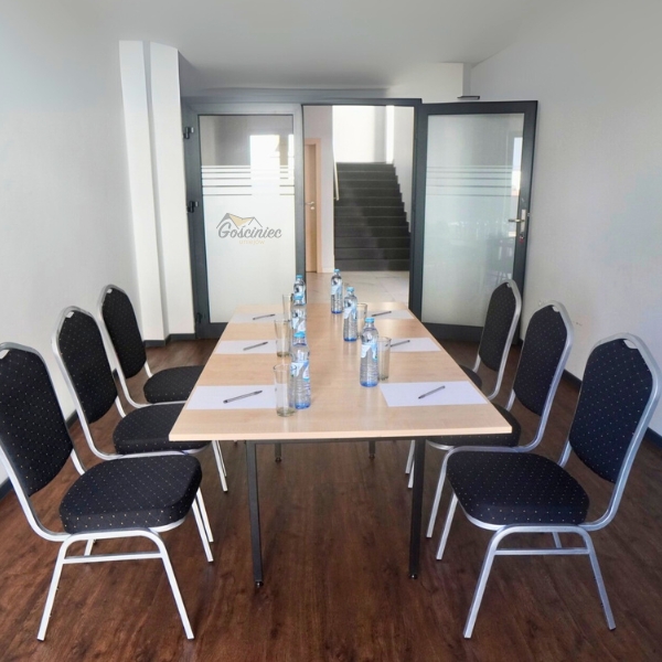 Konferencja_gosciniec